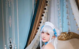 cos：碧蓝航线小天鹅女仆体验周