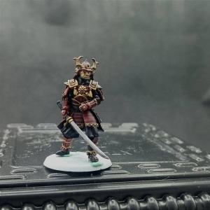仅比硬币大一点，3D打印武士兵人涂装