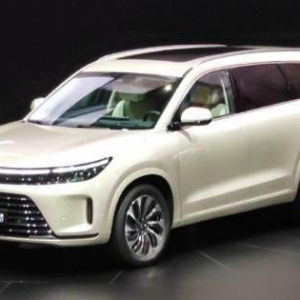 两天销量破5万！华为AITO问界M7亮相：售价31.98万起
